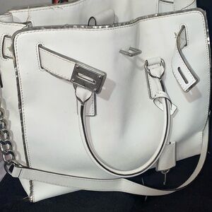 Michael Kors Grayson bag🌸🤍🤍